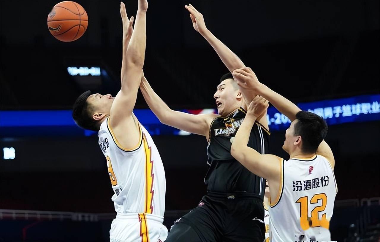 MK体育-CBA球员转会市场再起波澜！多名球星传出即将离队消息