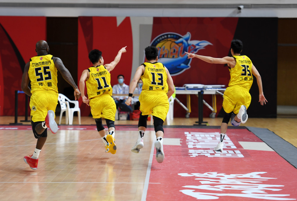 MK体育-九台农商银行与CBA合作签约，共推篮球事业发展
