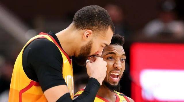 MK体育-NBA常规赛再度延期，球员和教练接连确诊新冠病毒